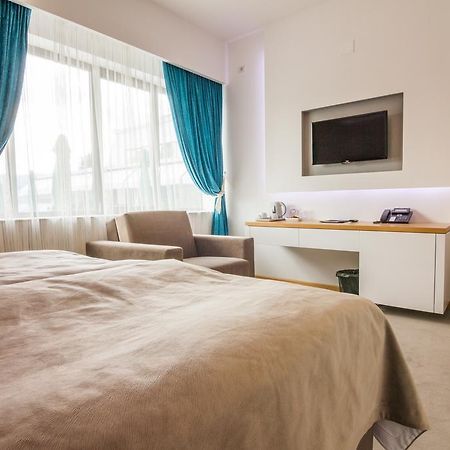 Gardenia Hotel & Spa Велес Номер фото A bedroom in a hotel